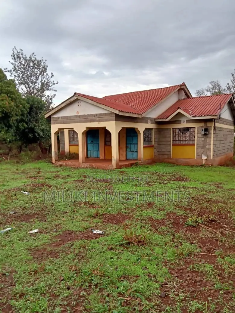 4 Acres on Sale at Mbombo