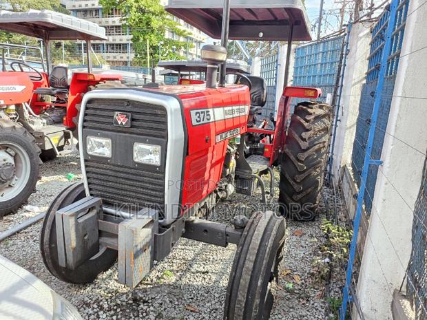 Massey Fugason 375 2wheel Drive