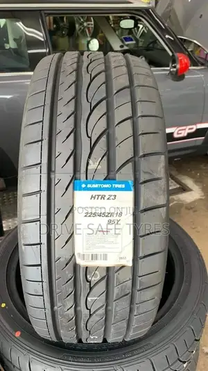 225/45 R18 Sumitomo Tyres ( Japan)