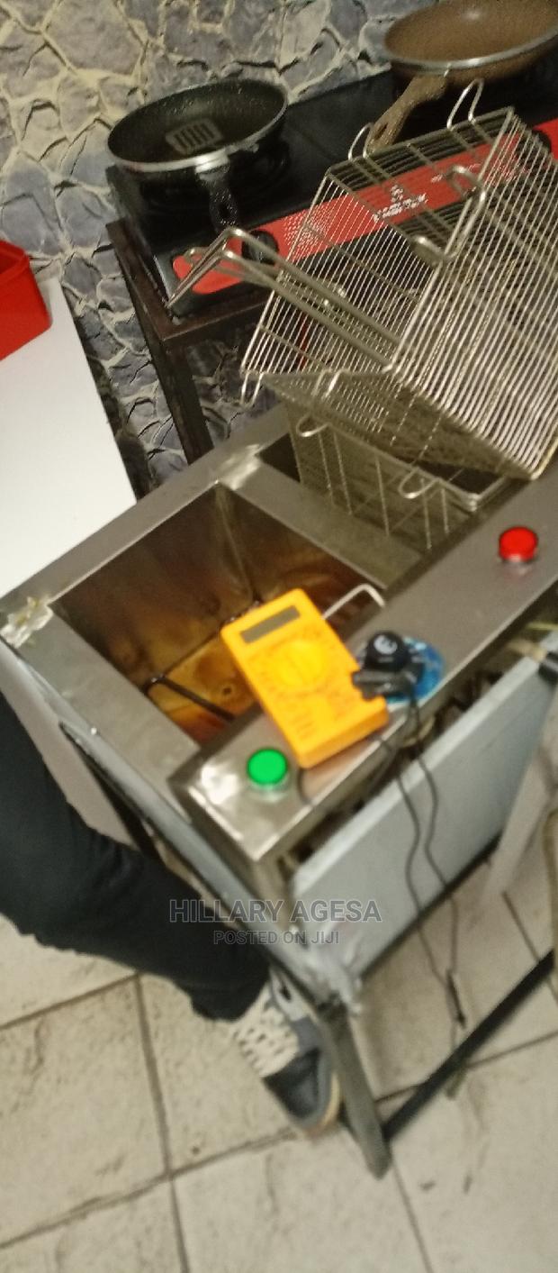 Deep Fryer Repair Services - thumbnail 3