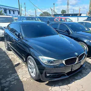 BMW 320i 2016 Gray