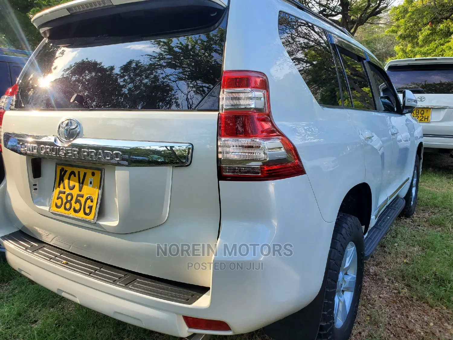 Toyota Land Cruiser Prado 2013 Off White