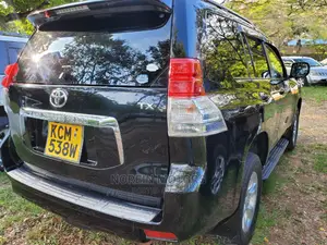 Toyota Land Cruiser Prado 2010 Black