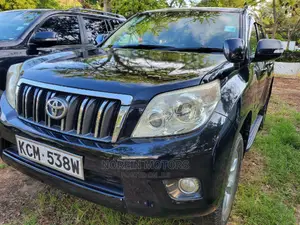 Toyota Land Cruiser Prado 2010 Black