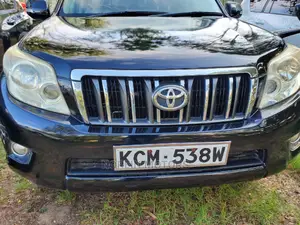 Toyota Land Cruiser Prado 2010 Black