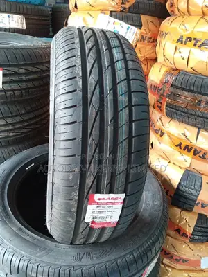 215/60r16 Lassa