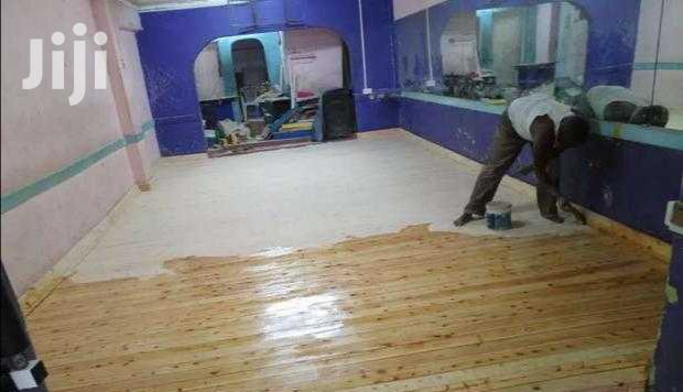 Wooden Floor Sanding Expert at a Reasonable Price