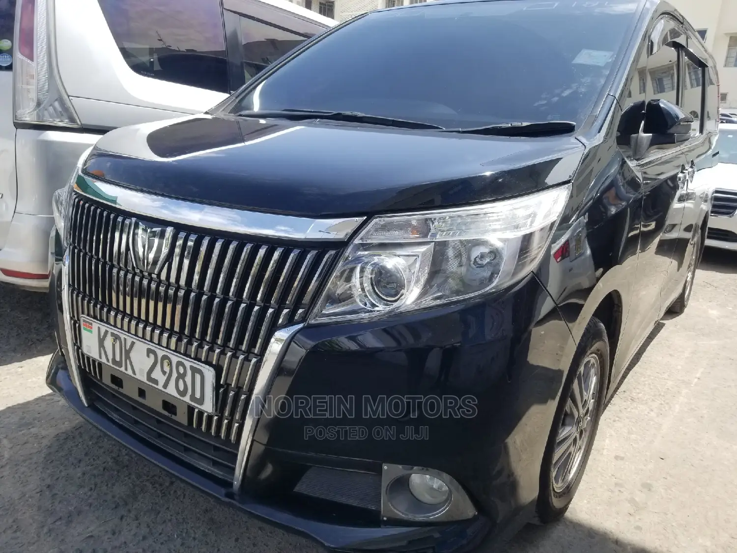 Toyota Esquire 2.0 AWD (7 Seater) 2015 Black