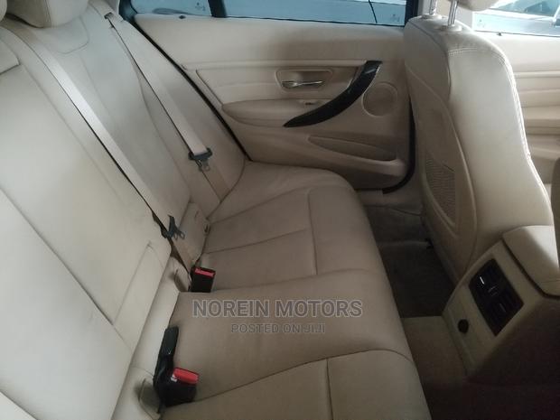 BMW 320i 2015 White - thumbnail 4