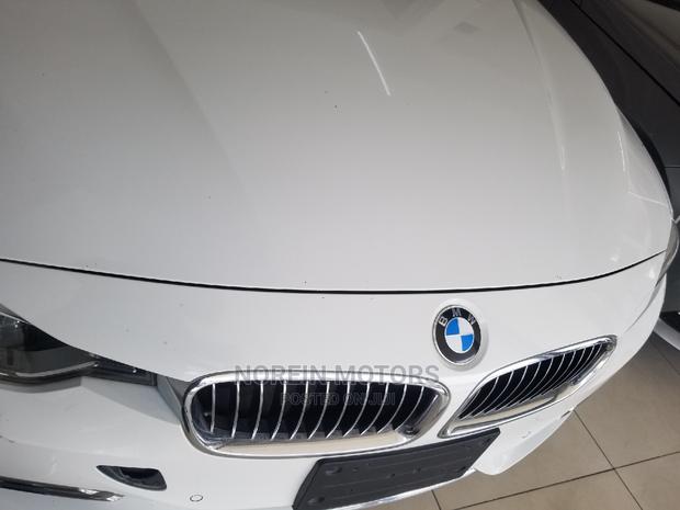 BMW 320i 2015 White - thumbnail 2