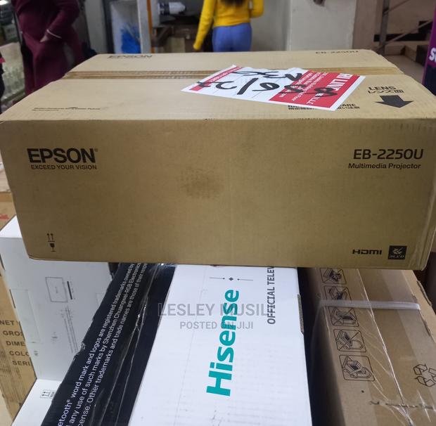 Epson Projector EB-2250U - thumbnail 3