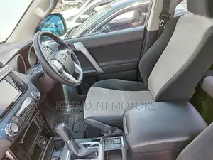 Toyota Land Cruiser 2015 White