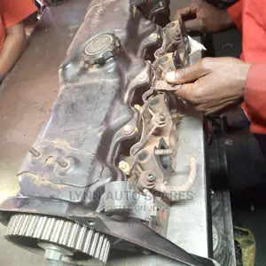 5l Engine Head Cylinder