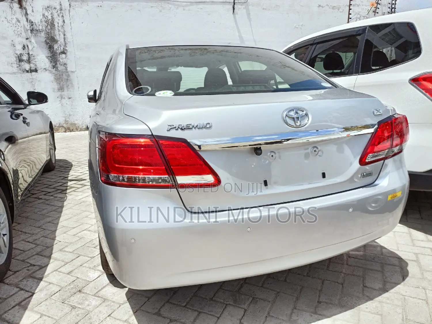 Toyota Premio 2016 Silver