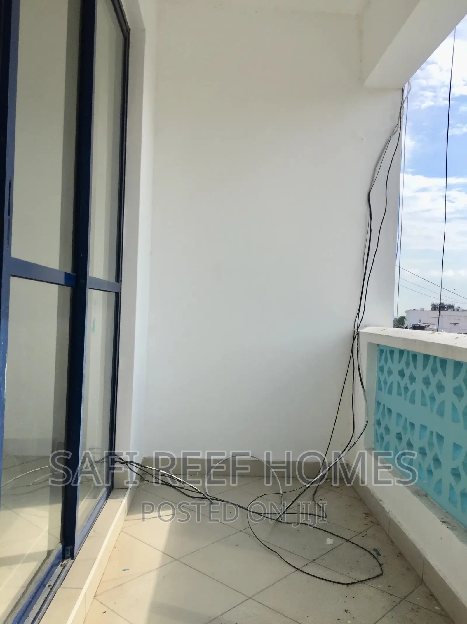 3bdrm Apartment in Kizingo for Rent