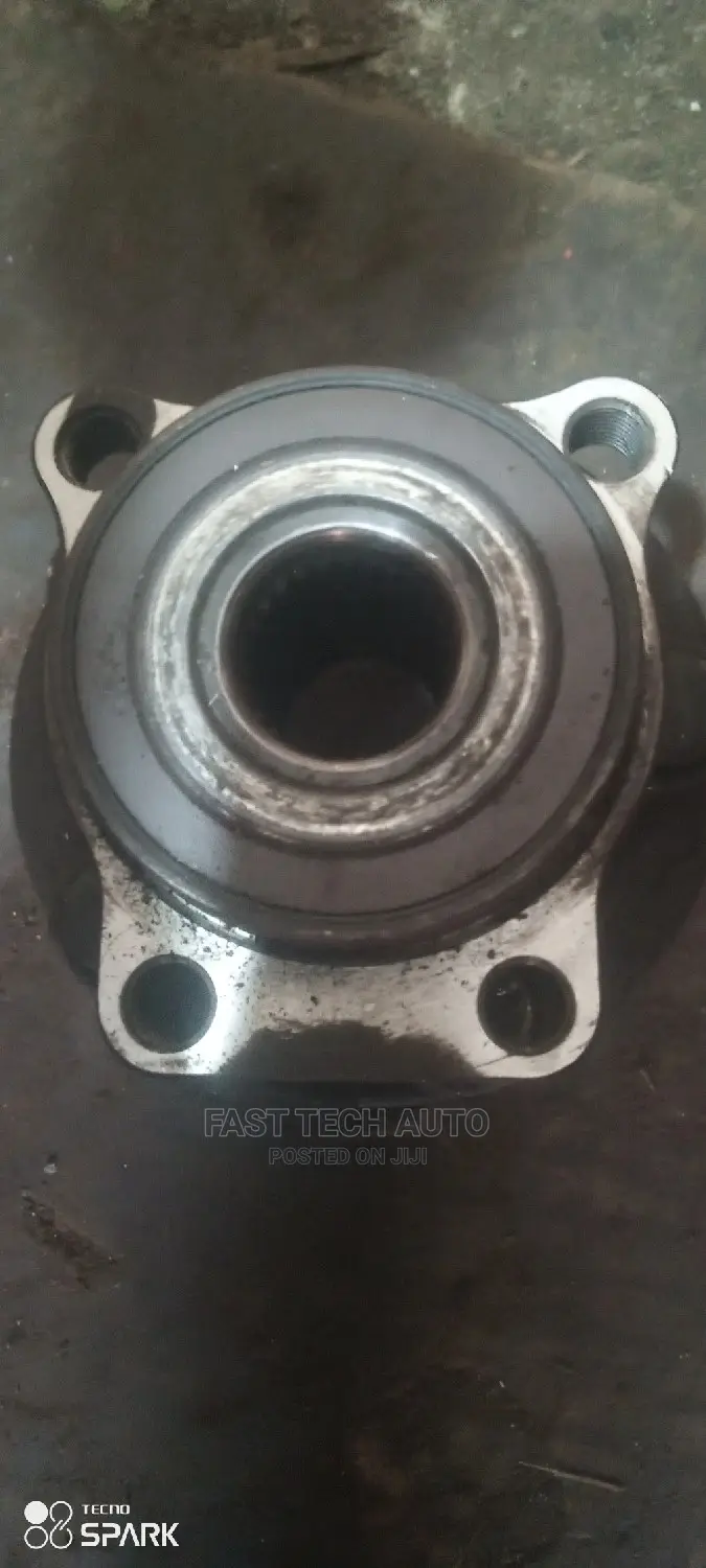 Subaru Legacy Bp5 Front Hub