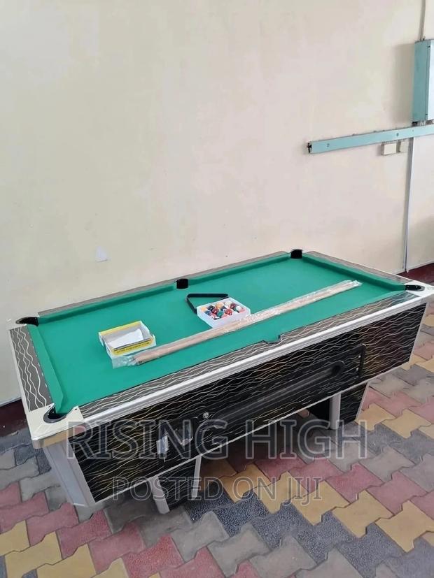 Highest Great Quality Pool Table Balls - main view