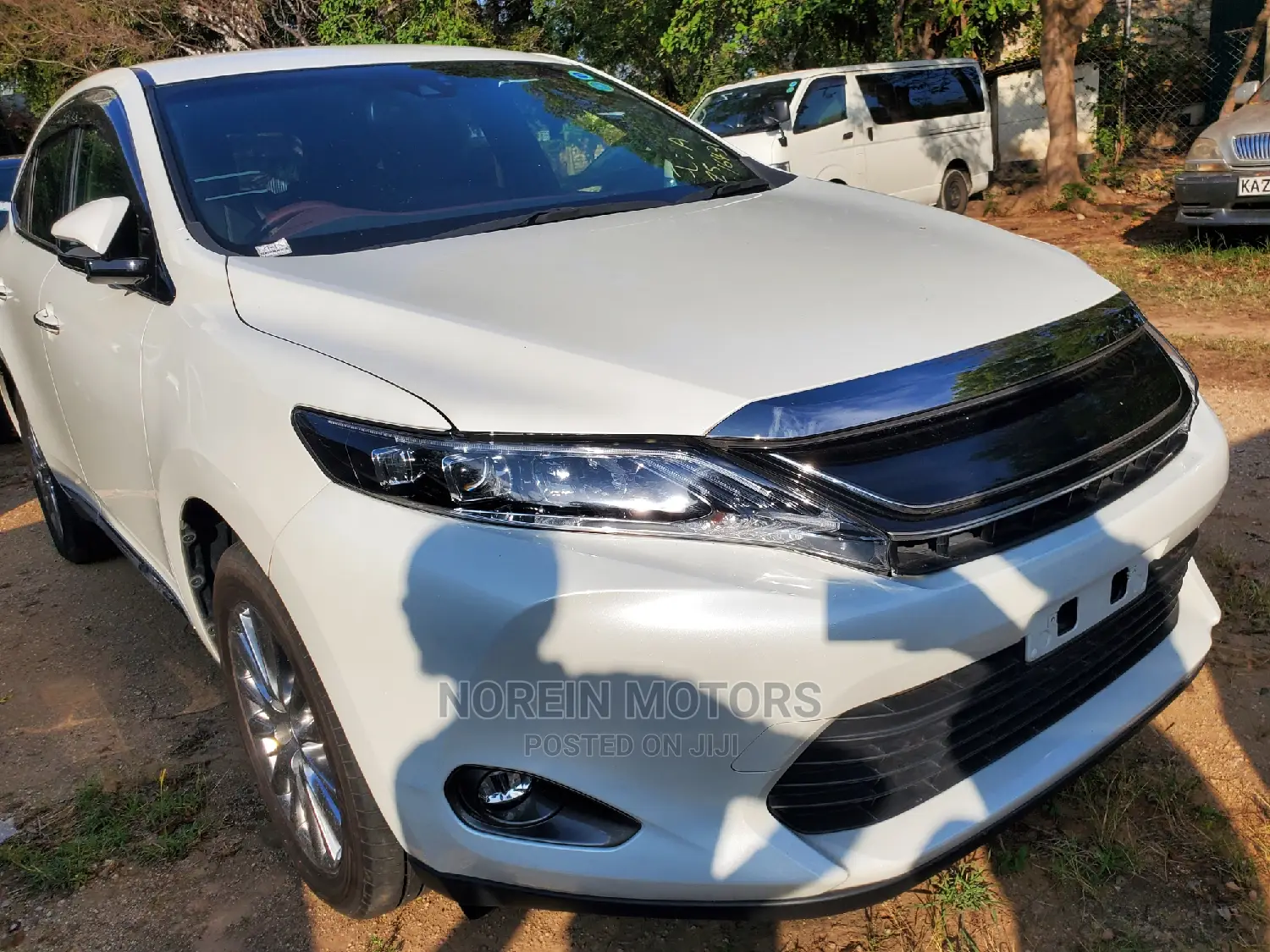 Toyota Harrier 2015 White