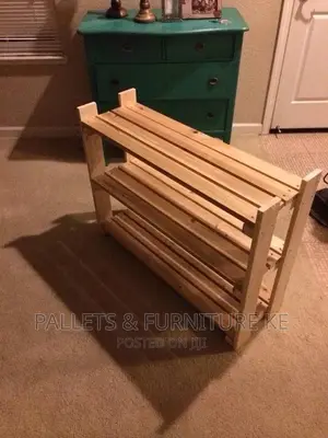 Pallet Shoe Rack