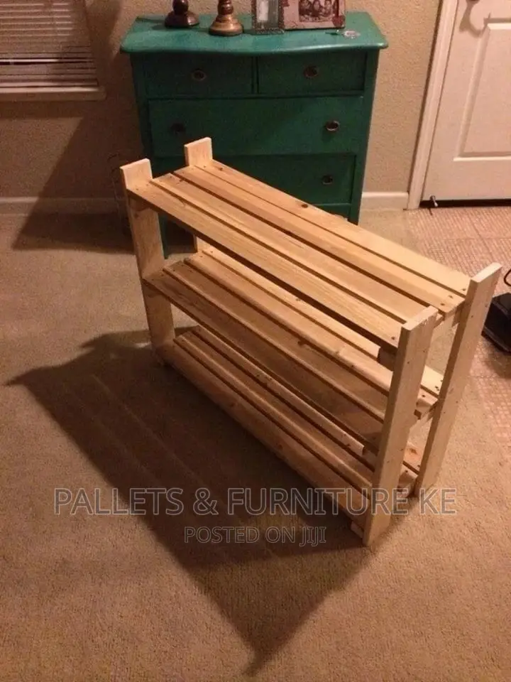 Pallet Shoe Rack