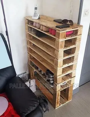 Pallet Shoe Rack
