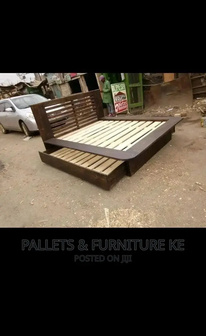 Mahogany Drawer Bed