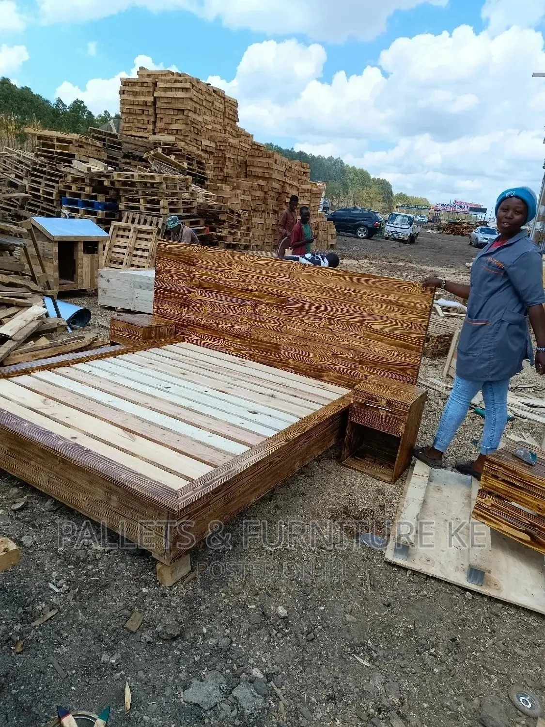 King Size Pallet Bed