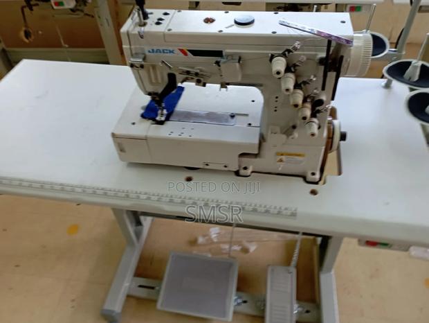 Flatlock Machine - thumbnail 3