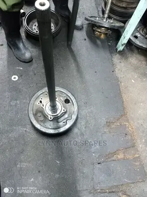 Toyota 7l Hiace Axle
