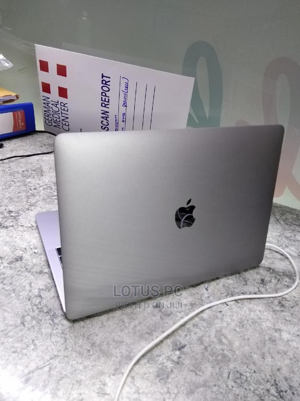 Laptop Apple MacBook Pro 2017 16GB Intel Core I7 SSD 512GB - main view