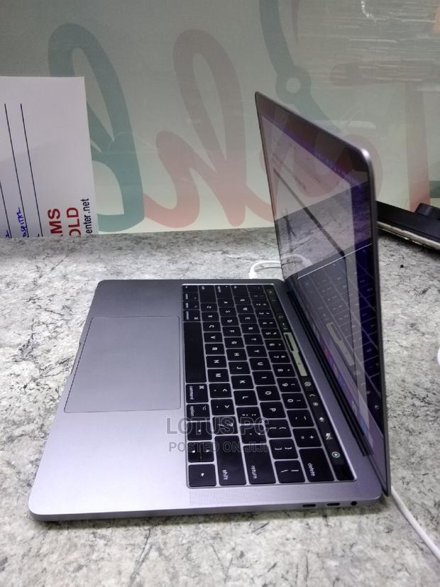 Laptop Apple MacBook Pro 2017 16GB Intel Core I7 SSD 512GB - thumbnail 4