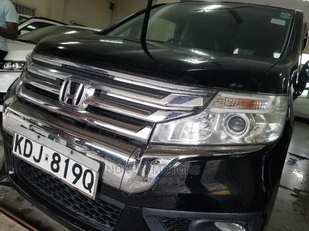 Honda Stepwgn 2015 Black - thumbnail 2