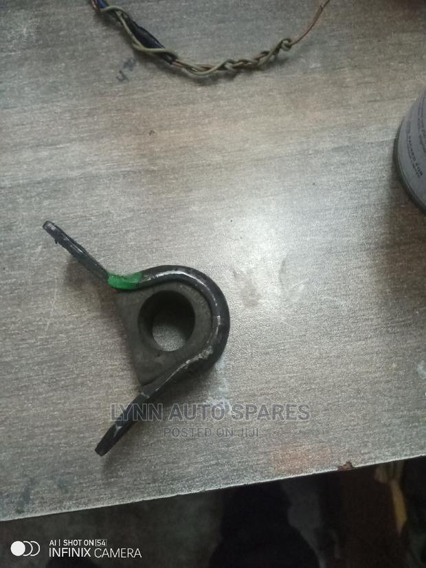 Toyota 4wd Cotrol Arm Creb With Bush - thumbnail 2