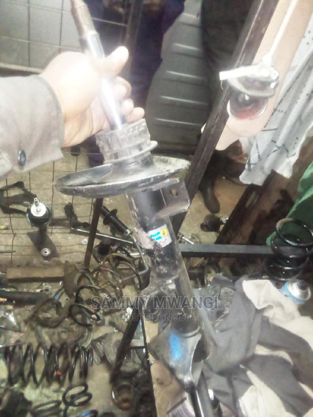 Merceedez C180 Front Shocks