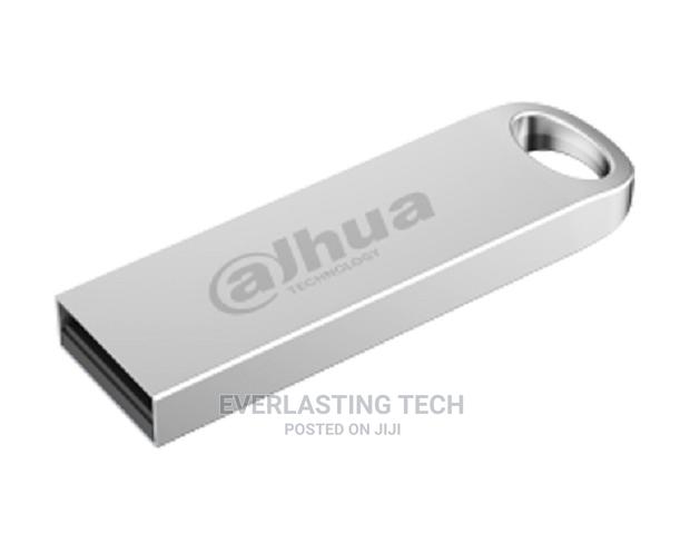 Dahua 16GB Flash Drive USB 2.0 - U106 - main view