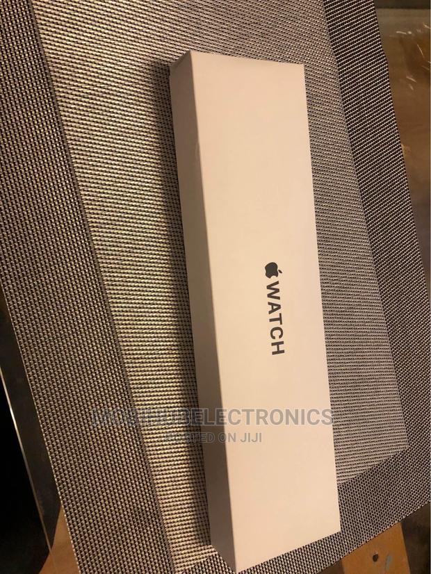 Apple Watch Series Se 44mm 2022model - thumbnail 3