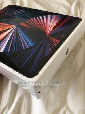 New Apple iPad Pro 12.9 (2021) 256 GB Gray - main view