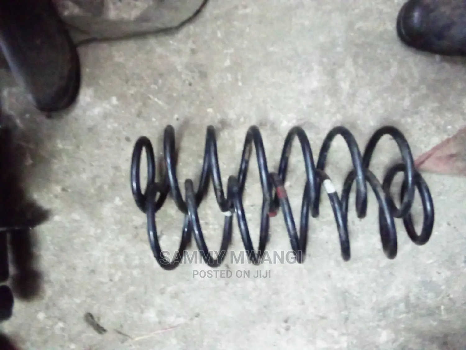 Toyota Vitz Rear Springs