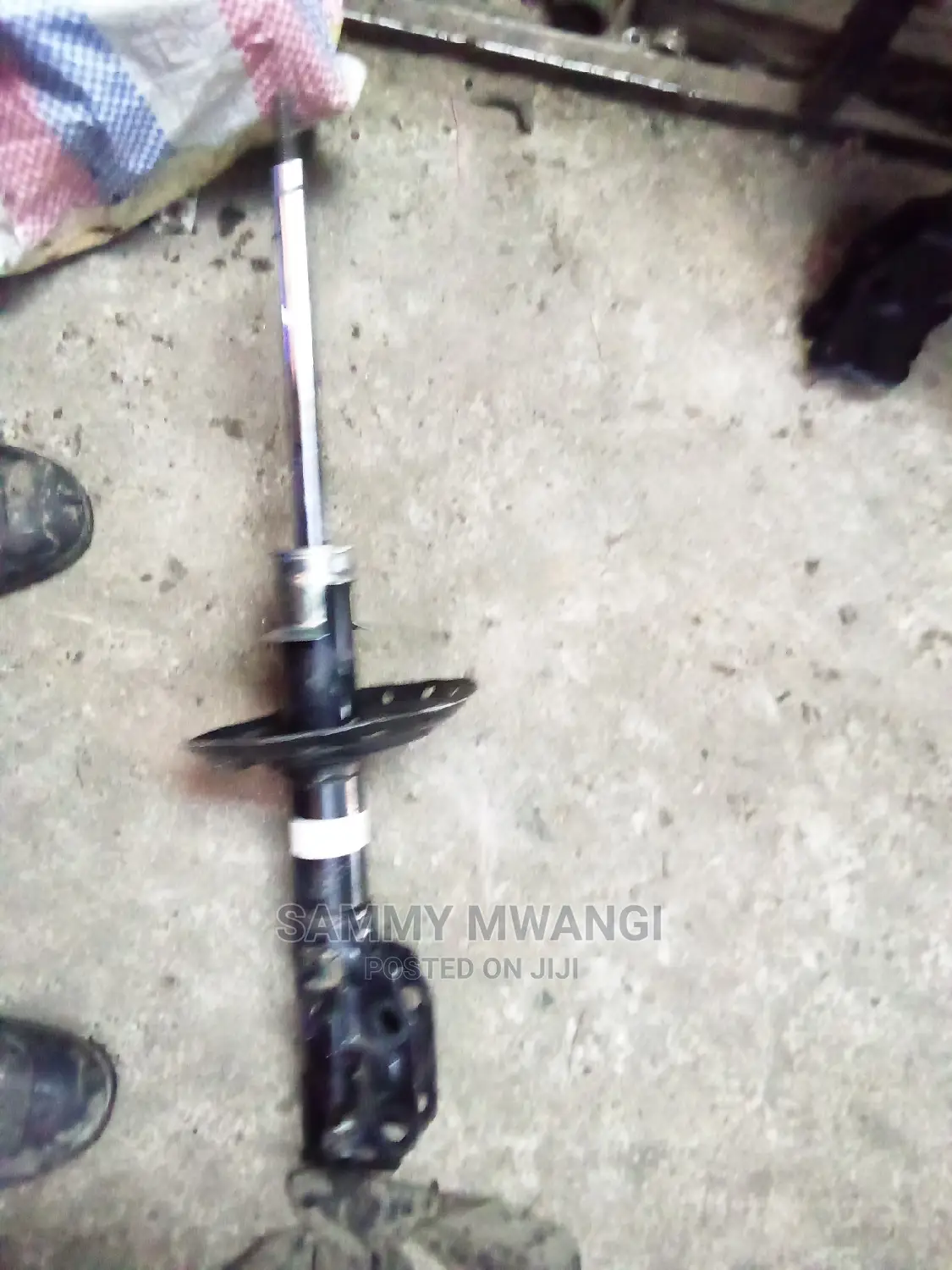 Honda Insight Front Shocks