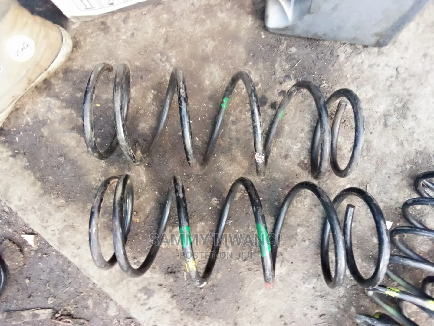 Toyota Premio Front Springs