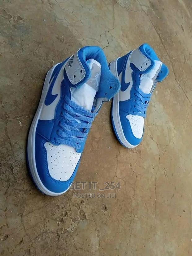 Fashionable Jordan 1 Airforce