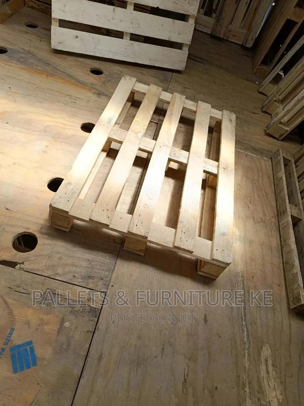 Sofa Pallets - thumbnail 2