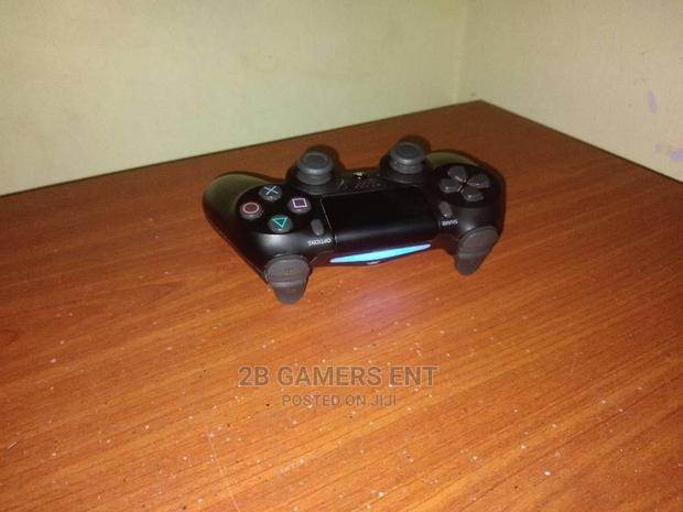 Ps4 Slim, 1 Tb Chipped - thumbnail 5