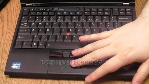 Laptop Lenovo ThinkPad X220 4GB Intel Core I5 HDD 320GB - main view
