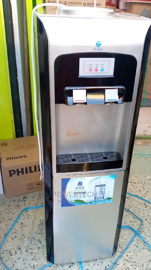 Nunix R38 Hot and Normal Water Dispenser. - main view