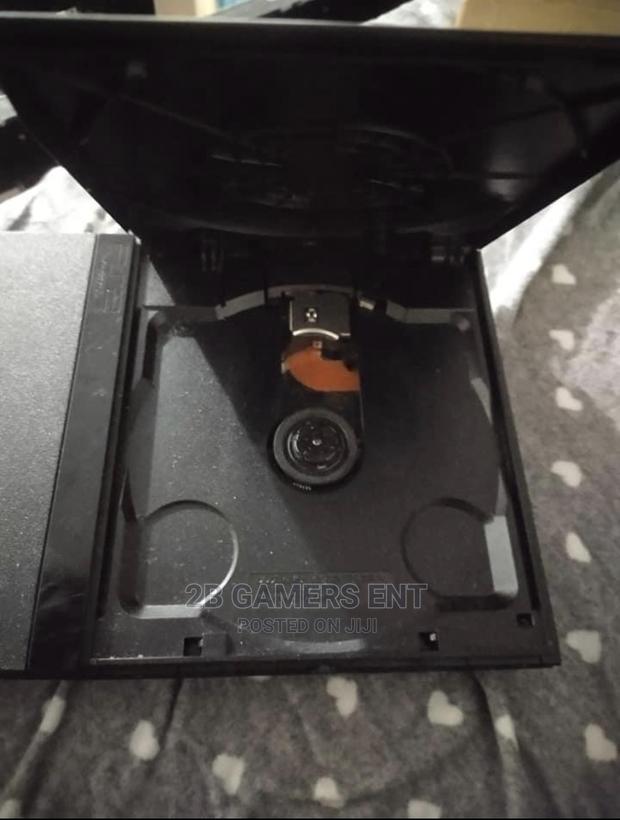 Ps2 Gaming Console, 2 Pads - thumbnail 4