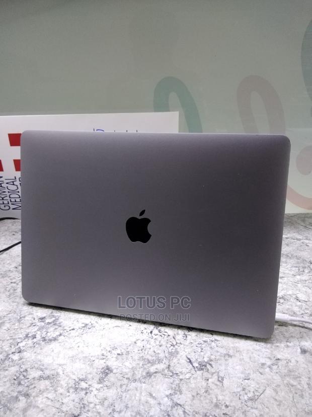 Laptop Apple MacBook Pro 2017 16GB Intel Core I7 SSD 512GB - main view
