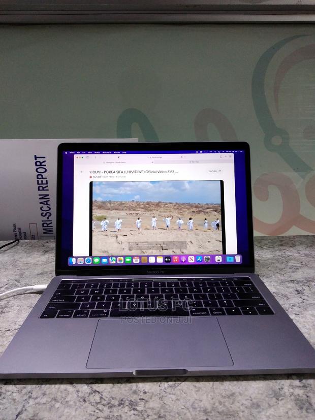 Laptop Apple MacBook Pro 2017 16GB Intel Core I7 SSD 512GB - thumbnail 3