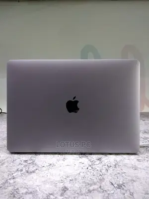 Laptop Apple MacBook 2017 16GB Intel Core I7 SSD 512GB