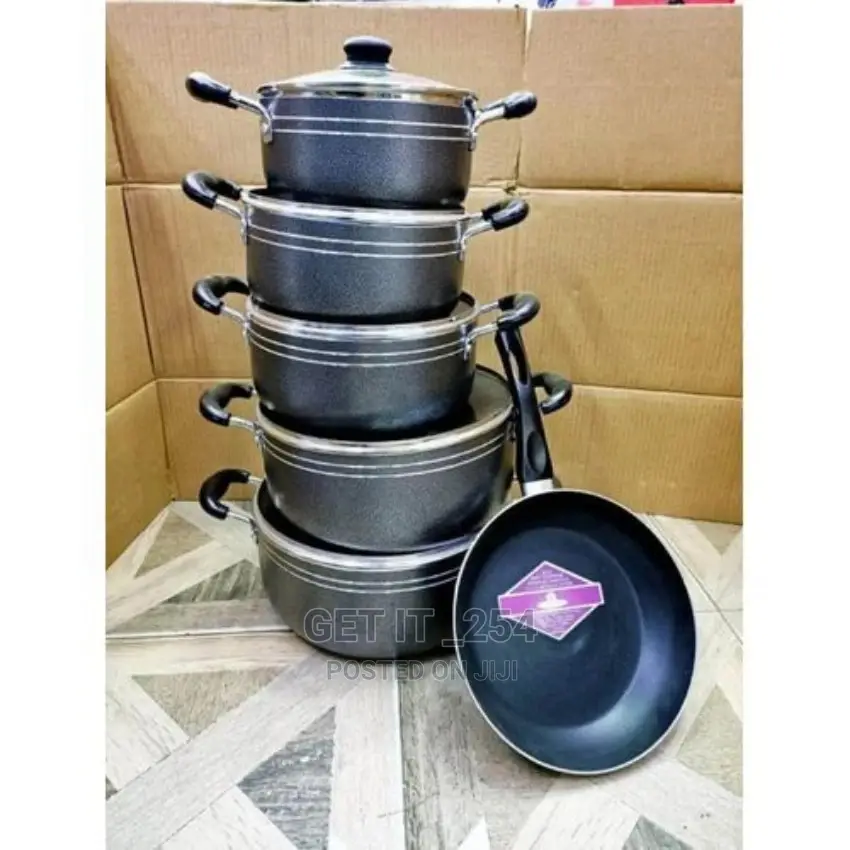 Non Stick Cooking Pot